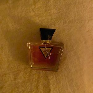 GUESS WOMENS PERFUME